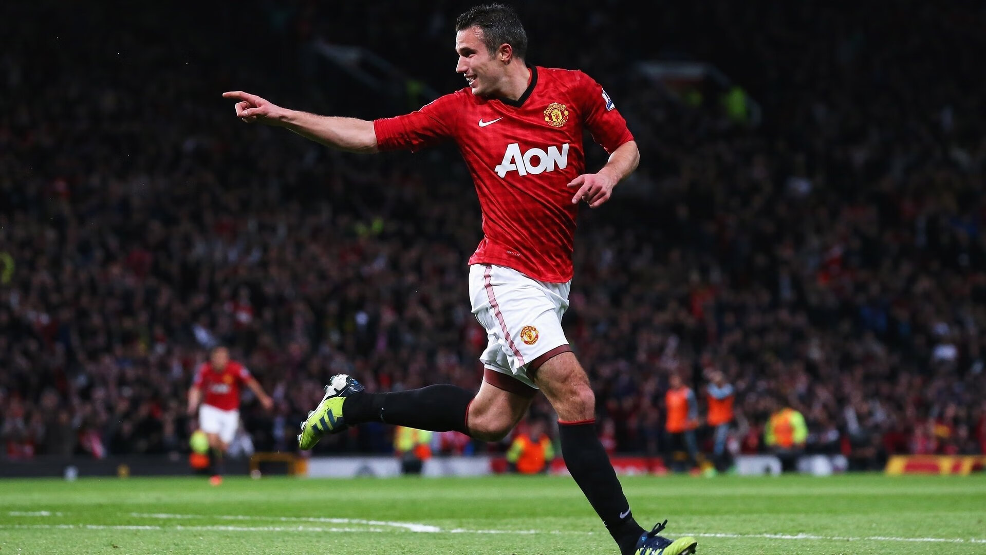 米兰体育官网-战术演变：教练如何根据比赛局势调整阵型？，比赛前教练在排兵布阵时的想法是